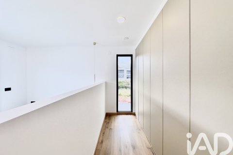 Сasa de 4 dormitorios en venta en Sant Pere de Ribes, Barcelona, Cataluña, Spain № 7466 - foto 20