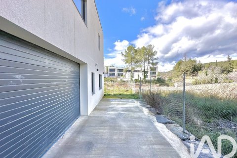 Сasa de 4 dormitorios en venta en Sant Pere de Ribes, Barcelona, Cataluña, Spain № 7466 - foto 23