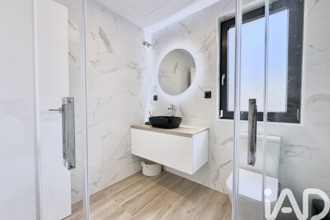 Сasa de 4 dormitorios en venta en Sant Pere de Ribes, Barcelona, Cataluña, Spain № 7466 - foto 13