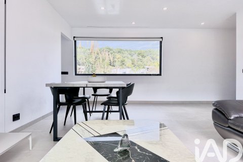 Сasa de 4 dormitorios en venta en Sant Pere de Ribes, Barcelona, Cataluña, Spain № 7466 - foto 6