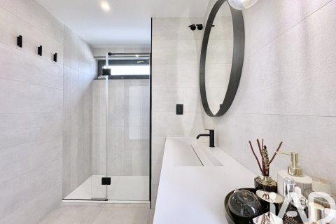 Сasa de 4 dormitorios en venta en Sant Pere de Ribes, Barcelona, Cataluña, Spain № 7466 - foto 16