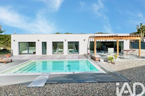 Сasa de 4 dormitorios en venta en Sant Pere de Ribes, Barcelona, Cataluña, Spain № 7466