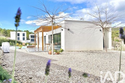 Сasa de 4 dormitorios en venta en Sant Pere de Ribes, Barcelona, Cataluña, Spain № 7466 - foto 26