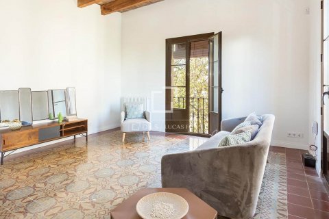 Apartamento de 2 dormitorios en venta en Barcelona, Cataluña, Spain № 8546 - foto 2
