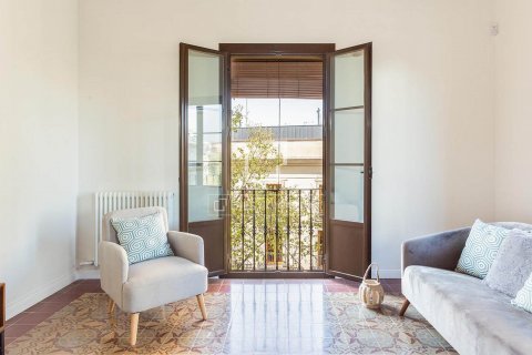 Apartamento de 2 dormitorios en venta en Barcelona, Cataluña, Spain № 8546 - foto 4