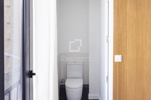 Купить квартиру в Барселона, Испания с 2 спальни, 81м², № 8549 - фото 18