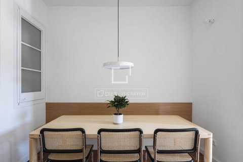 Купить квартиру в Барселона, Испания с 2 спальни, 81м², № 8549 - фото 19