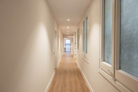 Купить квартиру в Барселона, Испания с 4 спальни, 204м², № 8550 - фото 19