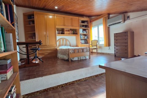 Купить квартиру в Мон-Риг-дель-Камп, Испания с 5 спален, 202м², № 8985 - фото 19