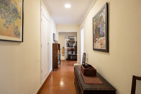 Apartamento de 5 dormitorios en venta en Barcelona, Cataluña, Spain № 8798 - foto 17