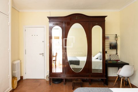 Apartamento de 5 dormitorios en venta en Barcelona, Cataluña, Spain № 8798 - foto 22