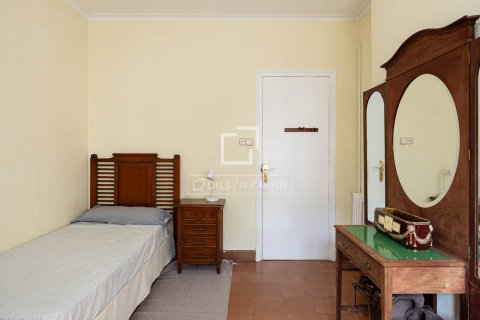 Apartamento de 5 dormitorios en venta en Barcelona, Cataluña, Spain № 8798 - foto 24