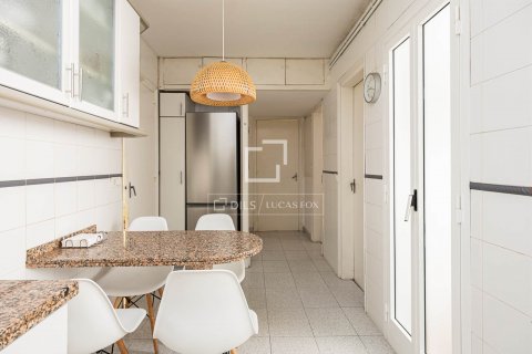 Apartamento de 5 dormitorios en venta en Barcelona, Cataluña, Spain № 8798 - foto 16
