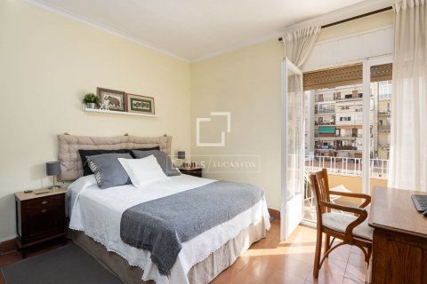 Apartamento de 5 dormitorios en venta en Barcelona, Cataluña, Spain № 8798 - foto 18
