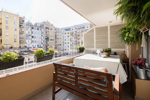 Apartamento de 5 dormitorios en venta en Barcelona, Cataluña, Spain № 8798 - foto 8