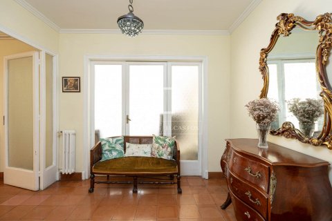 Apartamento de 5 dormitorios en venta en Barcelona, Cataluña, Spain № 8798 - foto 13