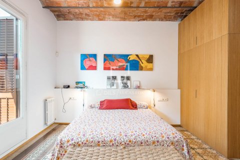 Apartamento de 4 dormitorios en venta en Barcelona, Cataluña, Spain № 8796 - foto 17