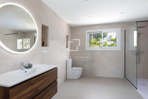 6 bedrooms villa for sale in Alella, Barcelona, Catalonia, Spain № 8801 - photo 25