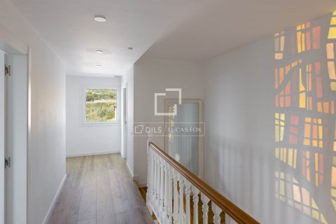 6 bedrooms villa for sale in Alella, Barcelona, Catalonia, Spain № 8801 - photo 29