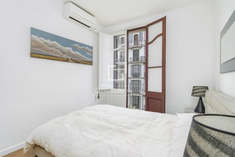 Apartamento de 2 dormitorios en venta en Barcelona, Cataluña, Spain № 8797 - foto 27
