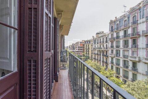 Apartamento de 2 dormitorios en venta en Barcelona, Cataluña, Spain № 8797 - foto 26
