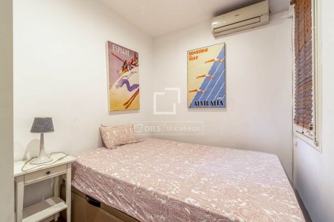Apartamento de 2 dormitorios en venta en Barcelona, Cataluña, Spain № 8797 - foto 18