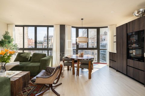 Купить пентхаус в Барселона, Испания с 2 спальни, 84м², № 8800 - фото 18