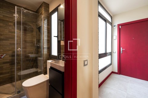 Купить пентхаус в Барселона, Испания с 2 спальни, 84м², № 8800 - фото 15