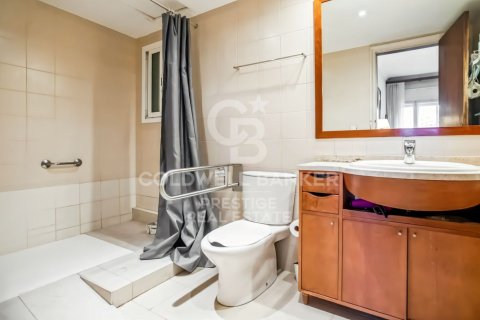 6 bedrooms apartment for sale in Barcelona, Catalonia, Spain № 7835 - photo 2