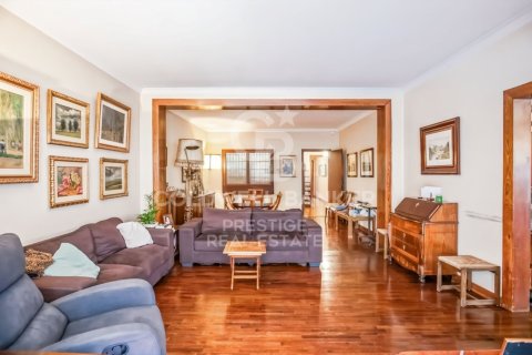 Apartamento de 6 dormitorios en venta en Barcelona, Cataluña, Spain № 7835