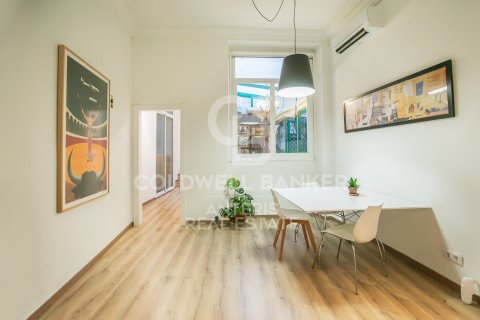Apartamento de 1 dormitorio en venta en Barcelona, Cataluña, Spain № 7833 - foto 14