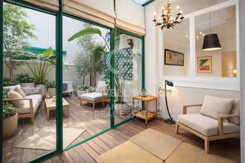 Apartamento de 1 dormitorio en venta en Barcelona, Cataluña, Spain № 7833 - foto 26