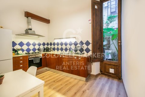Apartamento de 1 dormitorio en venta en Barcelona, Cataluña, Spain № 7833 - foto 19