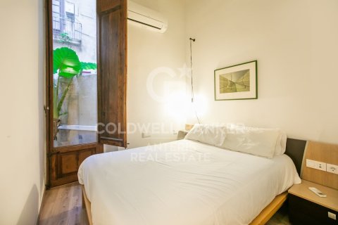 Apartamento de 1 dormitorio en venta en Barcelona, Cataluña, Spain № 7833 - foto 12