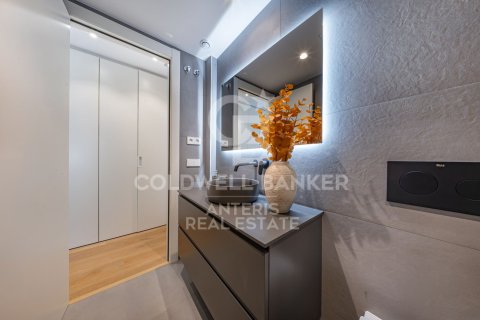 3 bedrooms apartment for sale in Barcelona, Catalonia, Spain № 7837 - photo 16