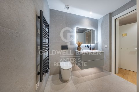 3 bedrooms apartment for sale in Barcelona, Catalonia, Spain № 7837 - photo 9