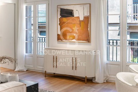3 bedrooms apartment for sale in Barcelona, Catalonia, Spain № 7837 - photo 25