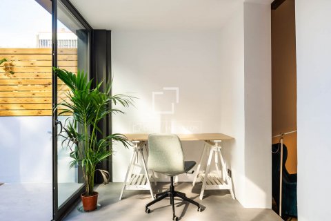 Apartamento de 1 dormitorio en venta en Barcelona, Cataluña, Spain № 8740 - foto 4