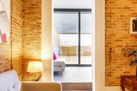 Apartamento de 1 dormitorio en venta en Barcelona, Cataluña, Spain № 8740 - foto 19