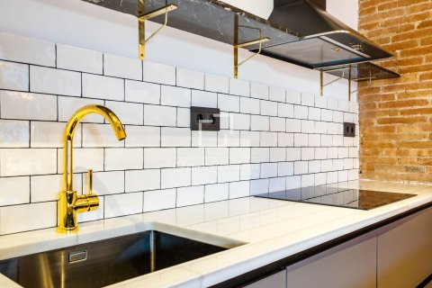 Apartamento de 1 dormitorio en venta en Barcelona, Cataluña, Spain № 8740 - foto 16