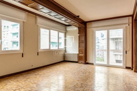Купить квартиру в Барселона, Испания с 4 спальни, 120м², № 8738 - фото 2