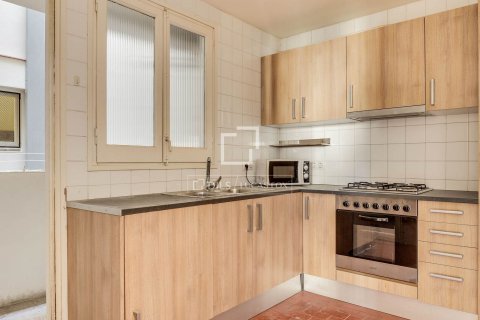 Купить квартиру в Барселона, Испания с 4 спальни, 120м², № 8738 - фото 11