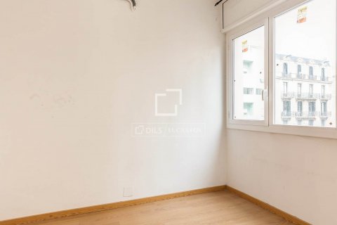 Купить квартиру в Барселона, Испания с 4 спальни, 120м², № 8738 - фото 15