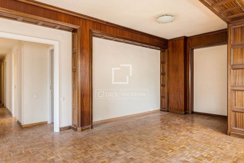 Купить квартиру в Барселона, Испания с 4 спальни, 120м², № 8738 - фото 6