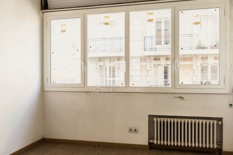 Купить квартиру в Барселона, Испания с 4 спальни, 120м², № 8738 - фото 8