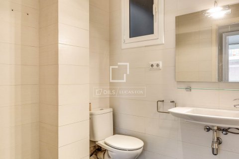 Купить квартиру в Барселона, Испания с 4 спальни, 120м², № 8738 - фото 25