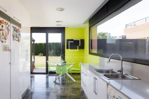 5 bedrooms villa for sale in Sant Vicenc De Montalt, Barcelona, Catalonia, Spain № 8742 - photo 11