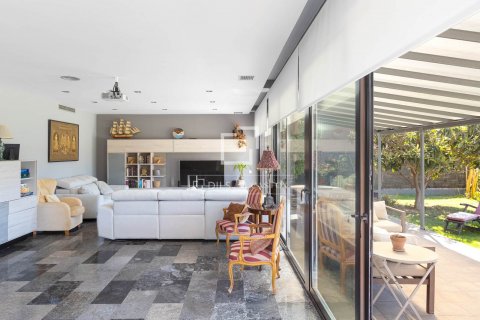 5 bedrooms villa for sale in Sant Vicenc De Montalt, Barcelona, Catalonia, Spain № 8742 - photo 6