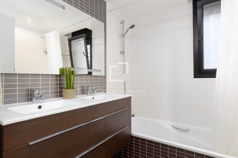5 bedrooms villa for sale in Sant Vicenc De Montalt, Barcelona, Catalonia, Spain № 8742 - photo 13