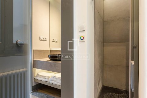 Купить квартиру в Барселона, Испания с 3 спальни, 121м², № 8739 - фото 11
